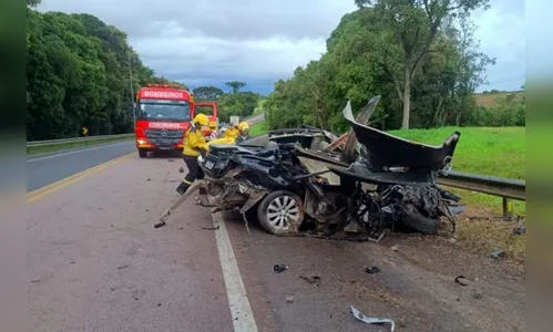
							Chef de cozinha premiado do PR morre após colisão frontal com caminhão
						
						