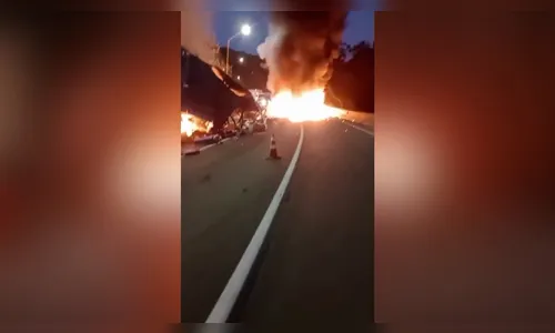 
							Grave acidente deixa feridos e um morto na BR-376 entre PR e SC
						
						