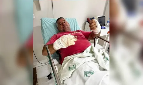 
							Piloto sofre queimaduras após incêndio em corrida em autódromo no PR
						
						