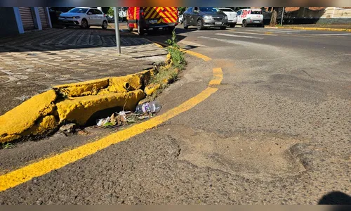 
							Buraco causa queda de moto e deixa duas irmãs feridas em Apucarana
						
						