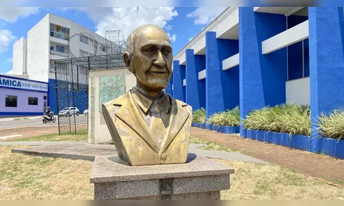 
							Nome oficial x apelidos: quem são as personalidades por trás dos cartões-postais de Apucarana?
						
						