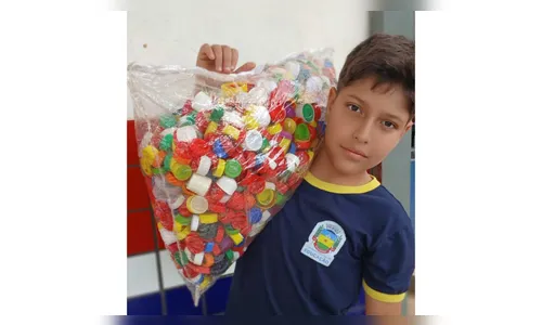 
							Professora da rede municipal de Apucarana conquista prêmio nacional por projeto ambiental e social
						
						