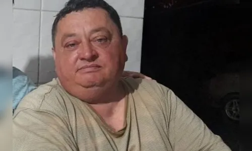 
							Sobrevivente de naufrágio em SC recebe alta e vai ao velório do pai
						
						