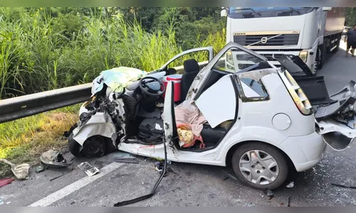 
							Professor morre em acidente ao voltar de casamento de sobrinha no Paraná
						
						