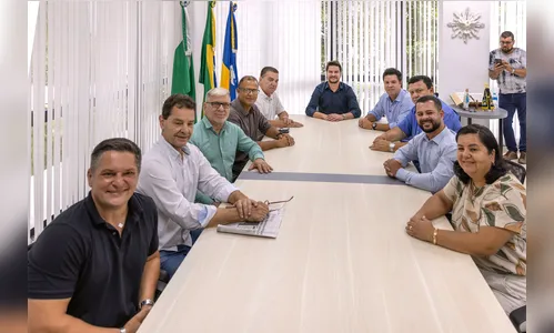 
							Guto Silva anuncia R$ 50 milhões em investimentos para Arapongas
						
						