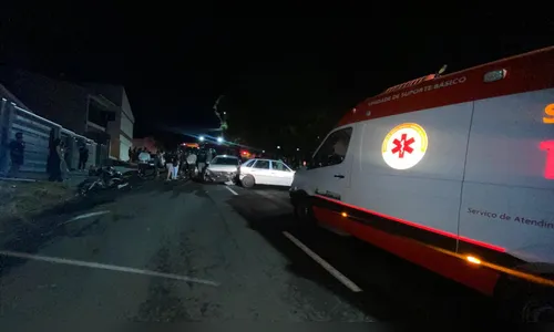 
							Acidente envolve 4 carros e deixa grávida de 20 anos ferida em Apucarana
						
						