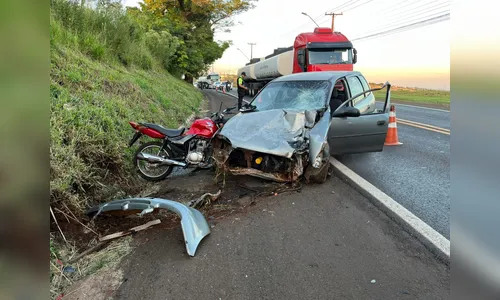 
							Acidente com quatro veículos deixa cinco feridos na Avenida Brasil em Apucarana
						
						