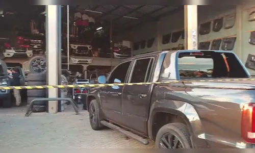 
							Vídeo: Empresário é executado com 18 tiros dentro de ferro-velho em Ibiporã (PR)
						
						