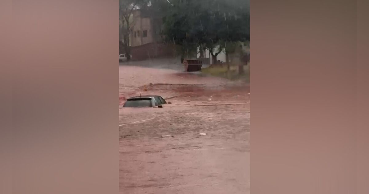 Chuva causa alagamentos e interdições em Arapongas; prefeitura divulga balanço
