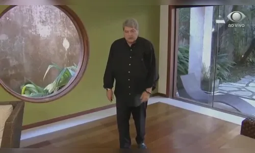 
							Apresentador tem fortuna de R$ 38,3 milhões e mansão que já foi cenário de telejornal; saiba quem
						
						