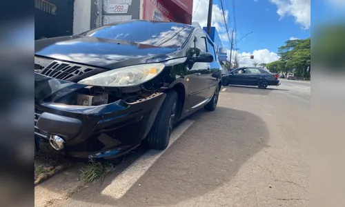 
							Batida entre carro e moto deixa homem de 32 anos ferido em Apucarana
						
						