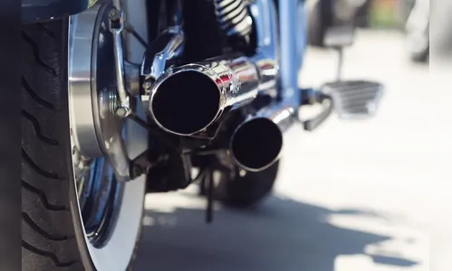 
							Câmara Municipal aprova lei contra motos barulhentas em Apucarana
						
						