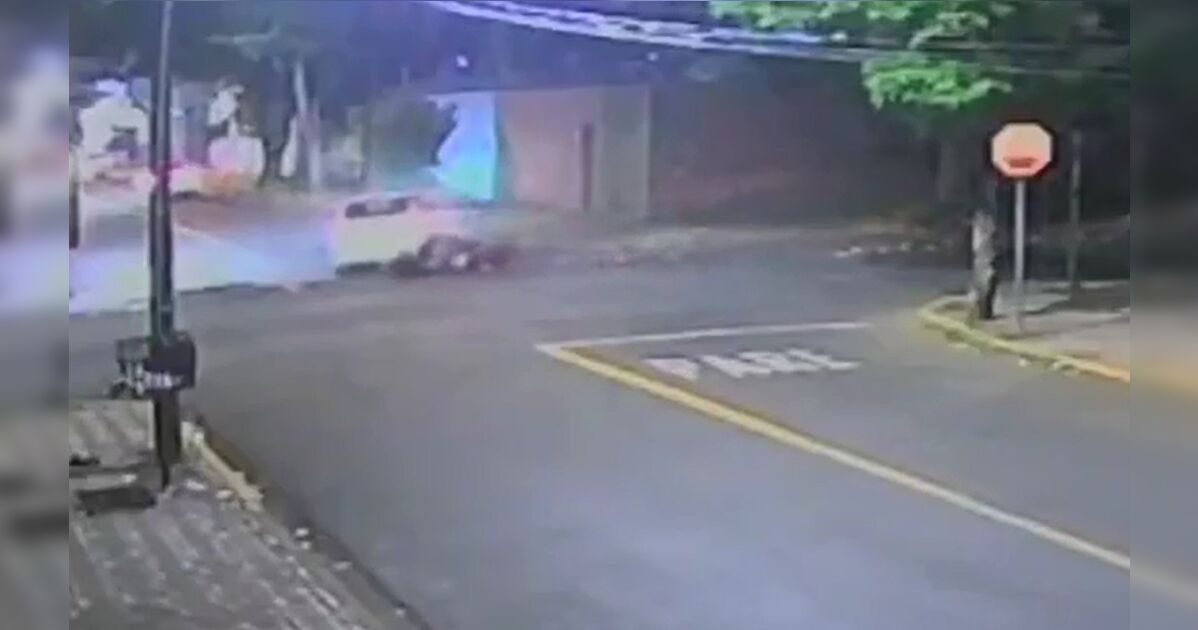 Vídeo mostra motorista fugindo após acidente de trânsito em Apucarana