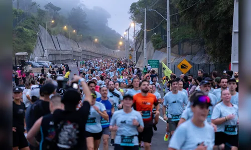
							Apucaranenses participam da 1ª Maratona do Paraná na Ponte de Guaratuba
						
						