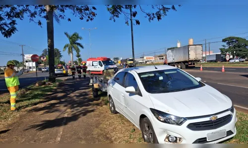 
							Acidente entre carro e moto deixa condutor morto na BR-369 em Arapongas
						
						