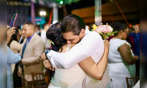 
							Casamento comunitário na Expoingá reúne 264 casais
						
						