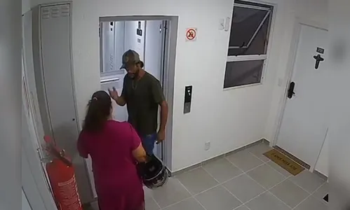 
							Justiça concede liberdade à professora que matou marido em Londrina
						
						