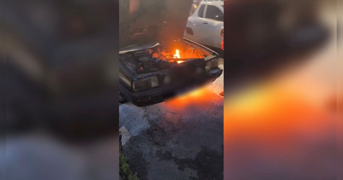 VÍDEO: Carro pega fogo em Apucarana e populares controlam as