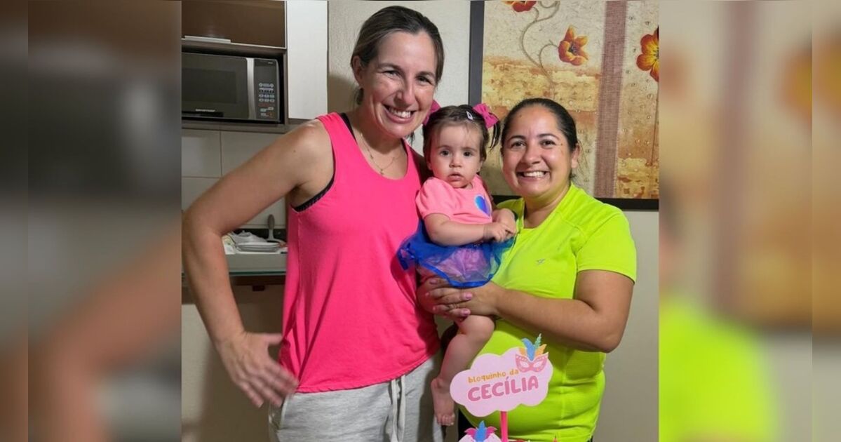 Casal e filha de um ano que morreram em batida são sepultados no RS; câmara flagrou acidente