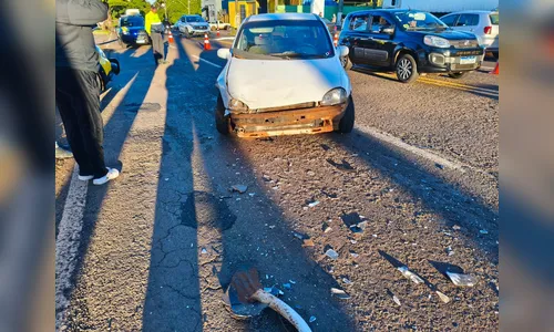 
							Câmera de segurança flagra acidente de trânsito em avenida de Apucarana
						
						