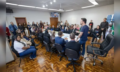 
							Apucarana corrige distorção histórica e reconhece atendentes de creche como professoras
						
						