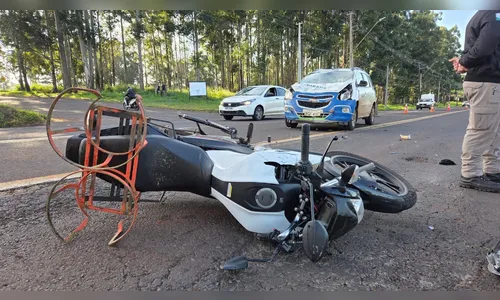 
							Dois acidentes mobilizam equipes de resgate na BR-376 em Apucarana
						
						