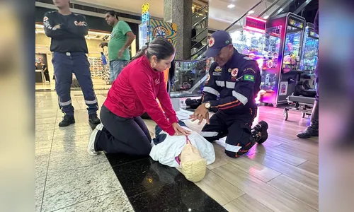 
							Samu ensina técnicas de reanimação e desengasgo em shopping de Apucarana
						
						