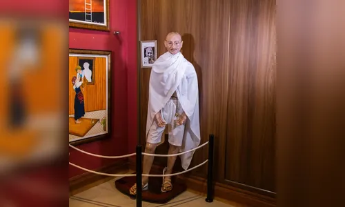 
							Museu de cera do Paraná volta a viralizar e se consolida como atração turística
						
						