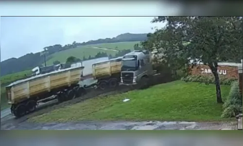 
							Vídeo impressionante mostra caminhão fazendo um 
