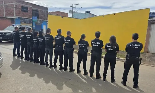 
							Pichações do PCC são substituídas por mural da Copa em ação da Polícia Civil
						
						