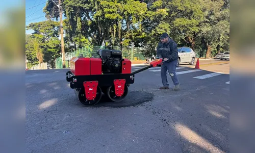 
							Prefeitura de Apucarana mantém operação tapa-buracos durante o feriado
						
						