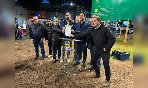 
							Apucarana inicia programa que levará iluminação em LED para 100% das vias públicas
						
						