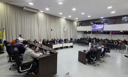 
							Câmara de Apucarana rejeita projeto de aluguel social para vítimas de enchentes e desastres
						
						