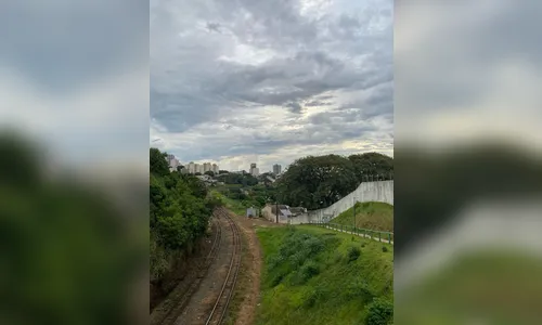 
							Contrato da primeira ferrovia privatizada do país termina nesta terça; futuro da Malha Sul, que corta o Paraná, segue em discussão
						
						