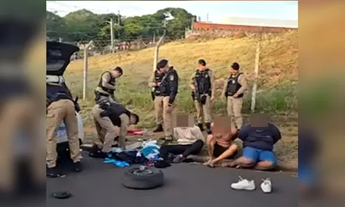 
							Homem é assassinado a tiros no centro de Maringá
						
						