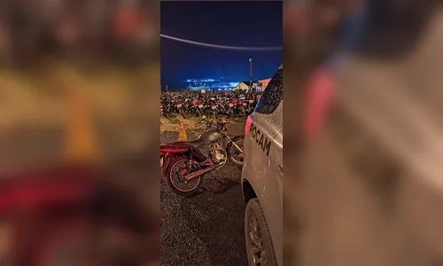 
							Rocam apreende motocicleta irregular após passageiro sem capacete cair do veículo
						
						