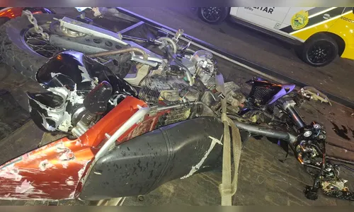 
							Acidente com quatro veículos deixa dois mortos no norte do Paraná
						
						