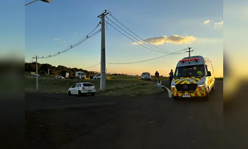 
							Acidente deixa dois feridos no Contorno Norte em Apucarana
						
						