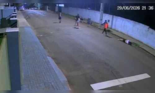 
							'Quase mataram meu filho', diz pai de adolescente que foi espancado em Califórnia
						
						
