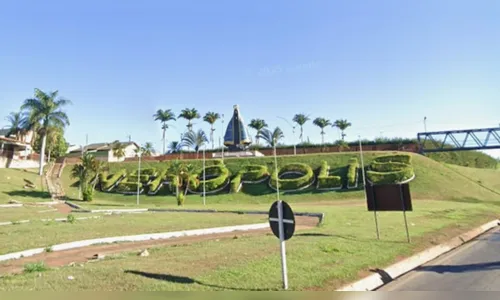 
							Incêndio destrói estátua de Nossa Senhora Aparecida de 10 metros; veja
						
						