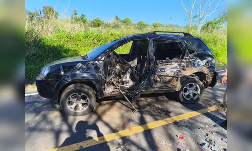 
							Idoso de 77 anos morre após queda e atropelamento por micro-ônibus no PR
						
						