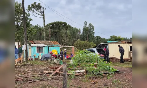
							Simepar confirma que tornado F2 atingiu a cidade de Reserva (PR)
						
						