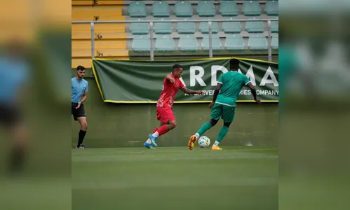 
							Com apoio de projeto de Apucarana, Guilherme Azevedo assina contrato com time português
						
						