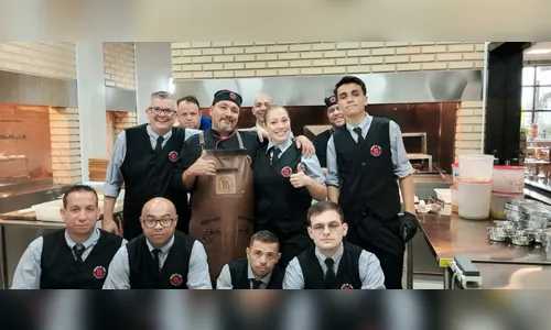 
							Dia do Garçom: profissionais são destaque na história gastronômica de Apucarana
						
						