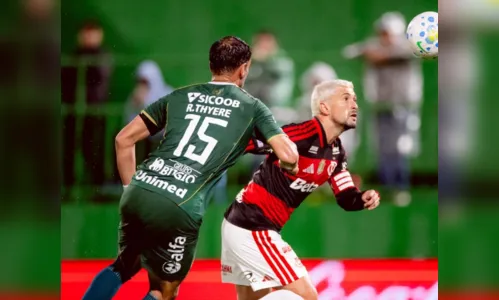 
							Flamengo goleia a Chapecoense com dois de Pedro, novo artilheiro do Brasileirão
						
						