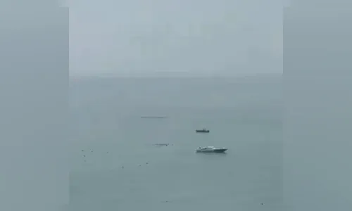
							Milhares de imigrantes do Marrocos e entram em Ceuta na Espanha a nado
						
						