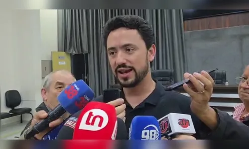 
							Rodolfo celebra empréstimo de R$ 30 milhões e agradece vereadores da base
						
						