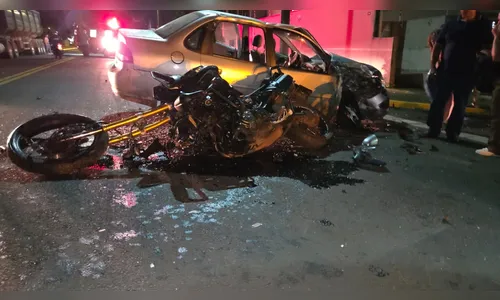 
							Motociclista é reanimado e hospitalizado em estado grave após forte colisão em Apucarana
						
						