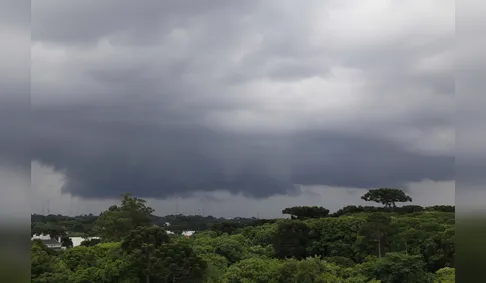 Paraná tem alerta de vendaval e chuvas neste fim de semana, aponta Simepar