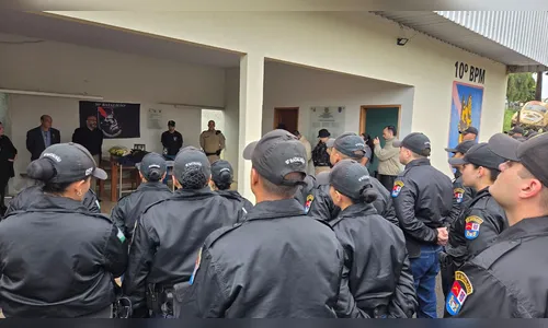 
							Emoção marca adeus ao cão policial Rintin Tin no 10º BPM de Apucarana; vídeo
						
						